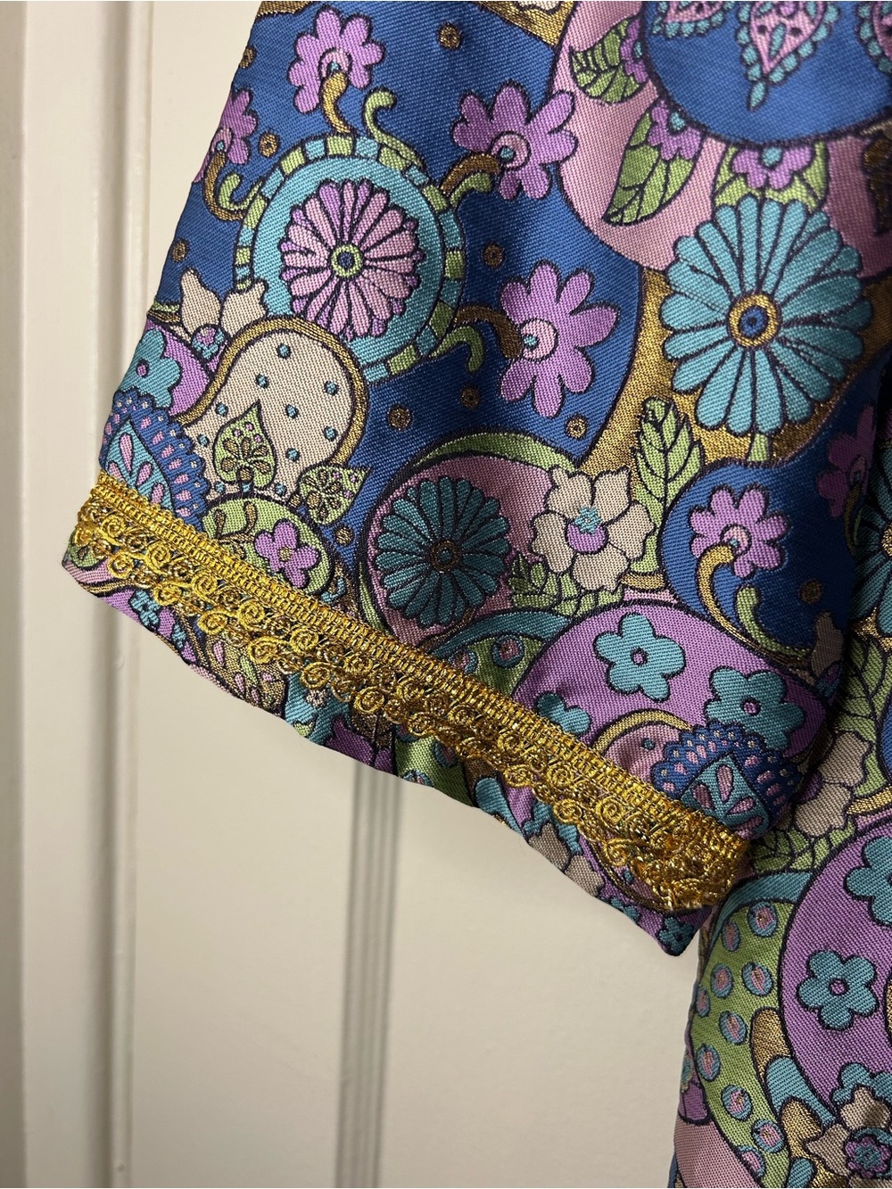 NWT - RARE The Hippie Shake Queen of Peace Psychedelic Brocade Coat US 6-8 - Picture 6 of 9